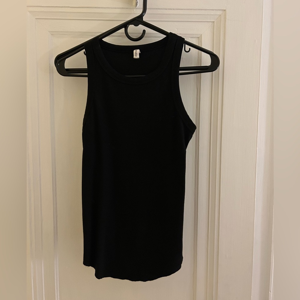 Black tank full length